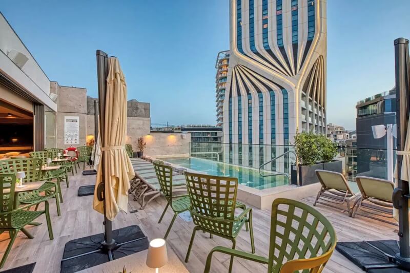 VITA Hotel & Rooftop 3*