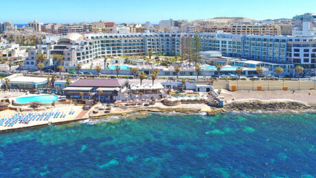 Sonneninsel im Herzen des Mittelmeers: Hotel Dolmen
