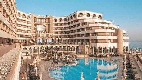 Radisson Blu Resort St. Julian’s 5*