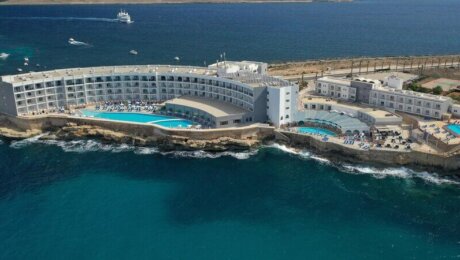 Paradise Bay Resort