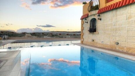 Soreda Hotel
